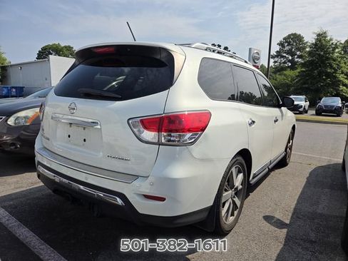 Used 2014 Nissan Pathfinder Platinum w/ Platinum Premium Package FWD image 3