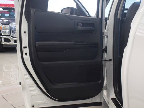 Used 2016 Toyota Tundra SR AWD/4WD image 58