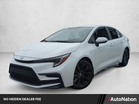 Used 2025 Toyota Corolla SE FWD image 1