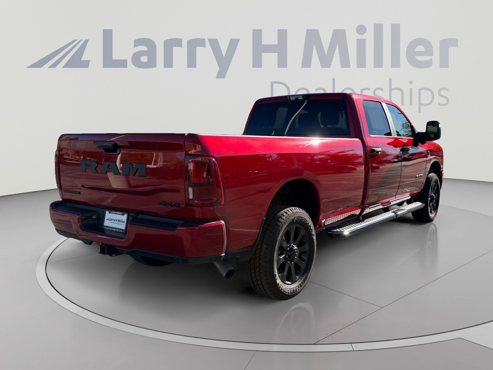 New 2026 RAM 3500 Big Horn AWD/4WD image 5