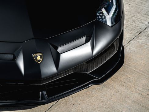 Used 2020 Lamborghini Aventador SVJ AWD/4WD image 37