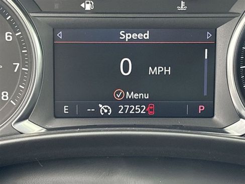 Used 2024 GMC Terrain SLT w/ Infotainment Package II AWD/4WD image 12
