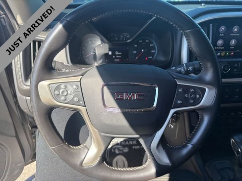 Used 2022 GMC Canyon Denali image 11