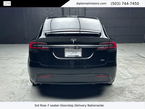 Used 2019 Tesla Model X 75D image 6