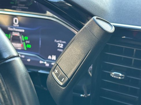 Used 2024 Chevrolet Silverado 2500 LT image 27