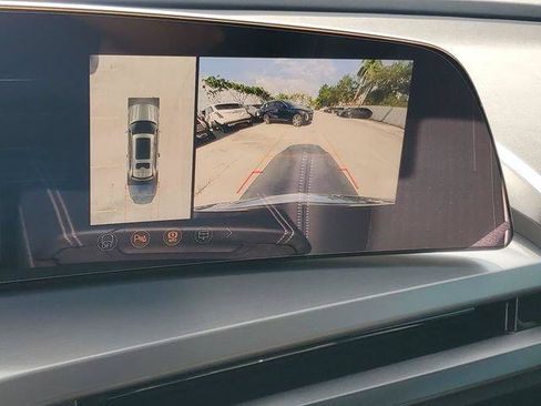 New 2027 Cadillac Vistiq Luxury AWD/4WD image 11