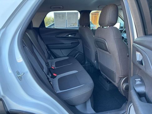 Used 2025 Chevrolet TrailBlazer LT image 23