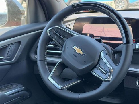 New 2026 Chevrolet Traverse LT w/ Enhanced Driving Package FWD image 8