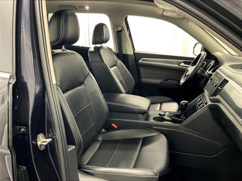 Used 2021 Volkswagen Atlas SE w/ Panoramic Sunroof Package AWD/4WD image 11