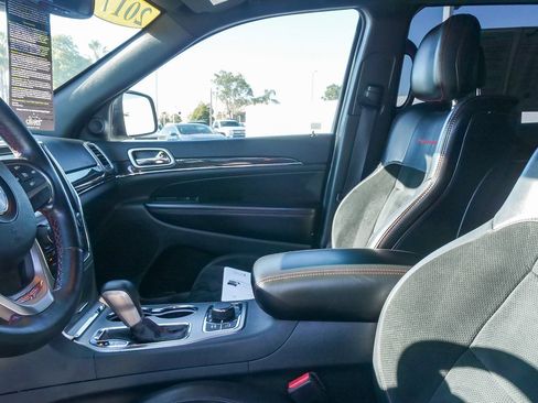 Used 2017 Jeep Grand Cherokee Trailhawk image 17