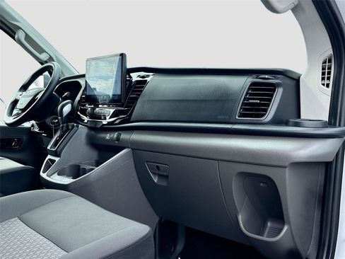 Used 2024 Ford Transit 350 XLT image 28