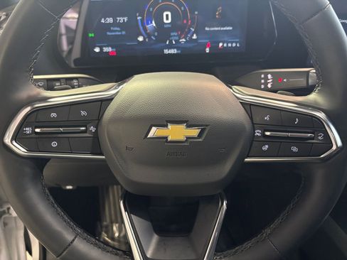 Used 2025 Chevrolet Equinox LT image 27