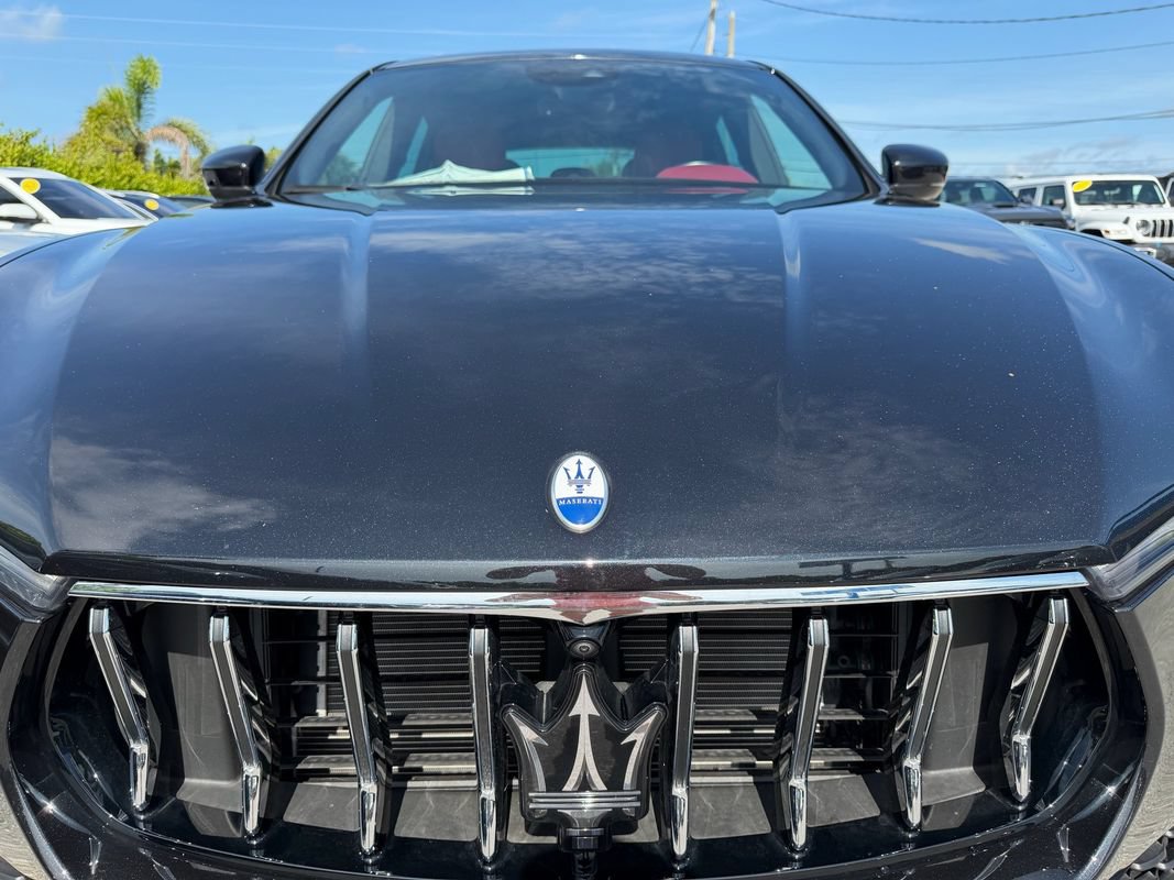 Used 2023 Maserati Levante GT AWD/4WD image 5