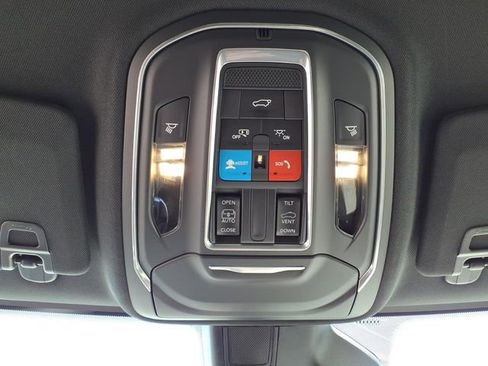New 2026 Jeep Grand Cherokee L 4WD image 25