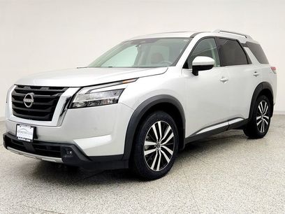 Used 2023 Nissan Pathfinder Platinum