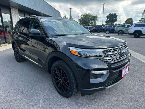 Used 2021 Ford Explorer Limited w/ Hybrid Equipment Group 310A AWD/4WD image 9