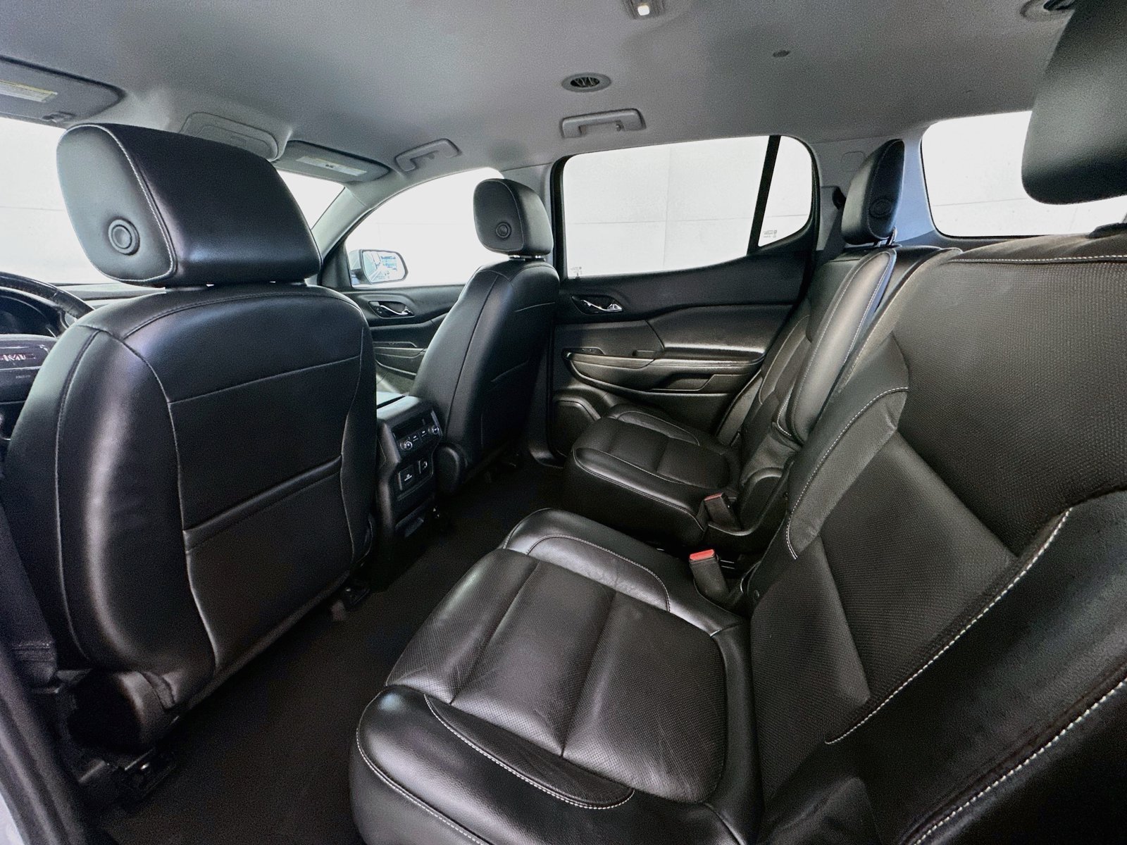 Used 2018 GMC Acadia SLT FWD image 25