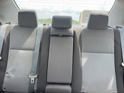 Used 2017 Toyota Corolla LE w/ Carpet Mat Package (TMS) FWD image 15