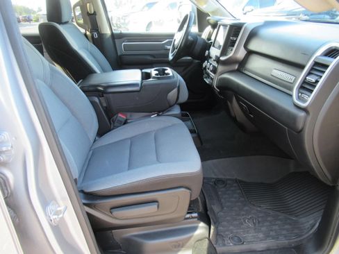 Used 2020 RAM 1500 Big Horn RWD image 11