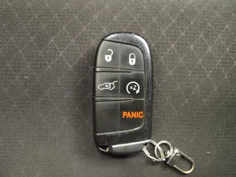 Used 2021 Jeep Grand Cherokee Freedom Edition RWD image 32
