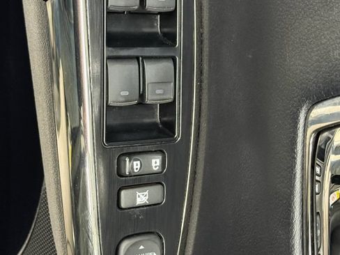 Used 2018 Toyota Avalon XLE Premium FWD image 24