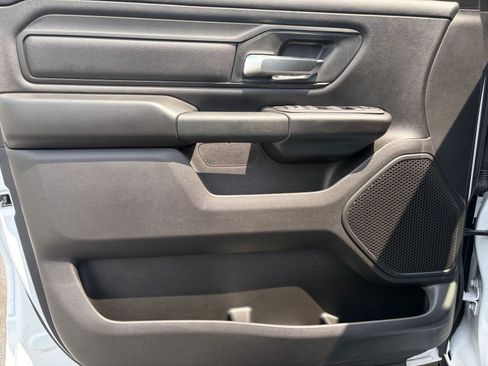 New 2026 RAM 1500 Express AWD/4WD image 14