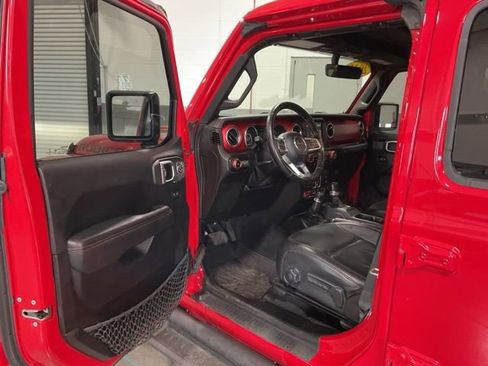 Used 2019 Jeep Wrangler Unlimited Rubicon w/ Uconnect 4C Nav & Sound Group AWD/4WD image 9
