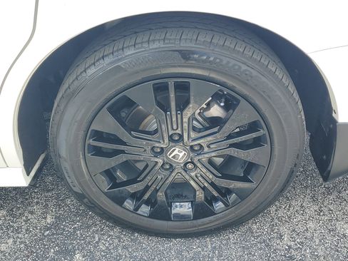 Used 2025 Honda Odyssey Sport-L image 9