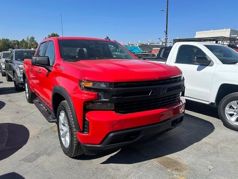 Used 2020 Chevrolet Silverado 1500 Custom w/ Custom Value Package AWD/4WD image 32