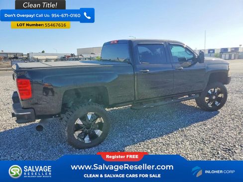 Used 2015 Chevrolet Silverado 3500 LT w/ LT Convenience Package AWD/4WD image 4