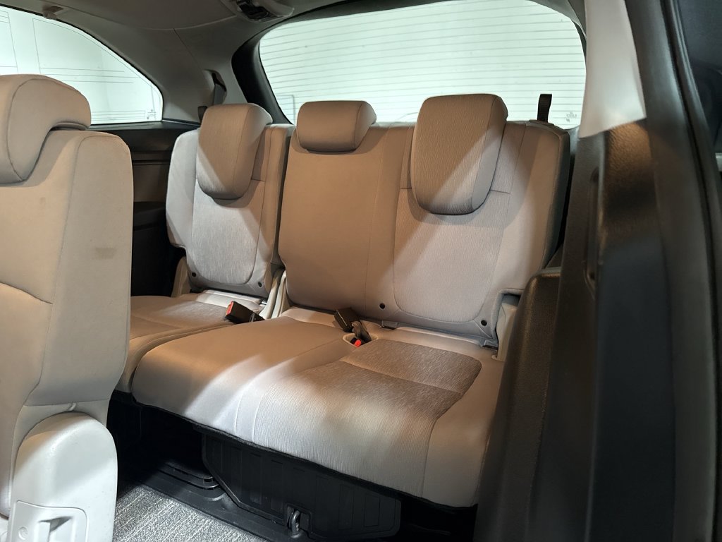 Used 2023 Honda Odyssey EX image 23