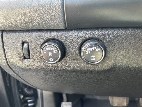 Used 2018 Chevrolet Colorado Z71 image 19