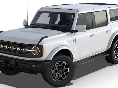 New 2025 Ford Bronco Outer Banks image 18