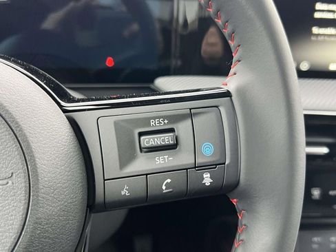 New 2026 Nissan Kicks SR w/ Cold Weather Package AWD/4WD image 20