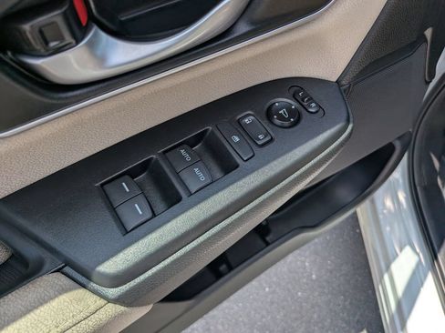 Used 2021 Honda CR-V EX image 19