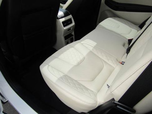 Used 2024 Ford Edge Titanium w/ Equipment Group 301A AWD/4WD image 16
