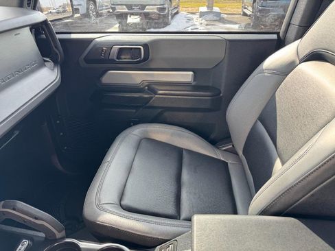 Used 2024 Ford Bronco Big Bend image 20