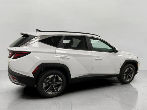 New 2026 Hyundai Tucson SEL AWD/4WD image 2