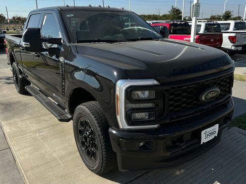 New 2026 Ford F250 XLT w/ XLT Premium Package image 29
