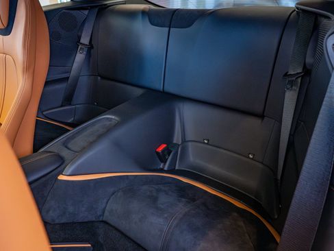 Certified 2022 Ferrari Roma image 22