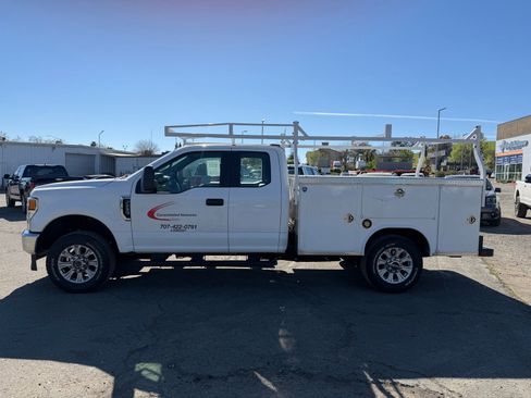 Used 2021 Ford F250 XL w/ STX Appearance Package image 2