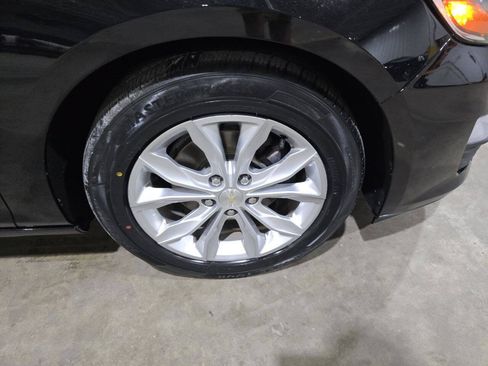 Used 2020 Chevrolet Malibu LT FWD image 19