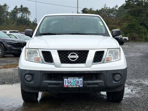 Used 2012 Nissan Frontier S image 6