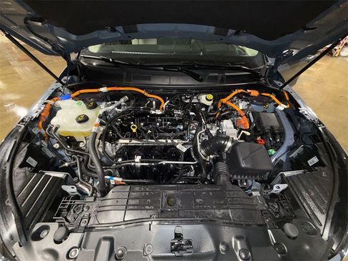 Certified 2025 Lincoln Corsair Grand Touring w/ Equipment Group 302A image 18