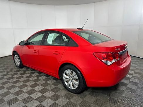 Used 2015 Chevrolet Cruze LS image 5