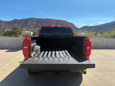 Used 2020 Chevrolet Colorado ZR2 image 8