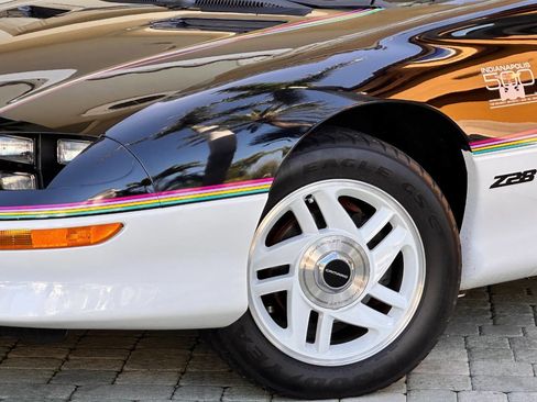 Used 1993 Chevrolet Camaro Z28 image 3