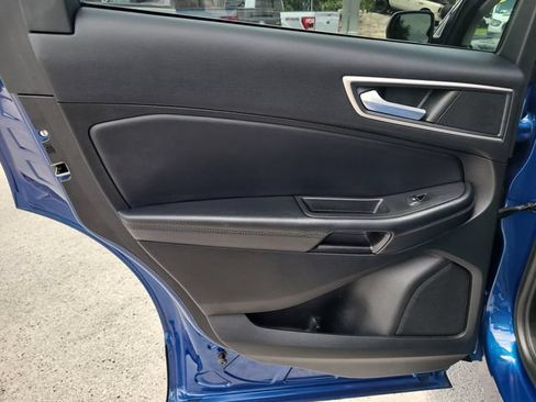 Used 2023 Ford Edge SEL w/ Convenience Package AWD/4WD image 12