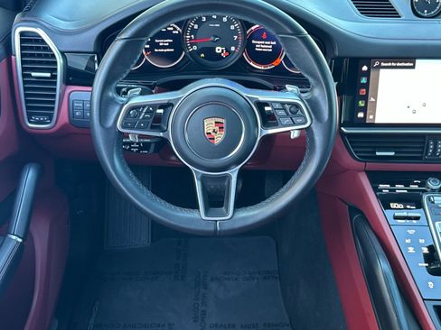 Certified 2022 Porsche Cayenne image 14