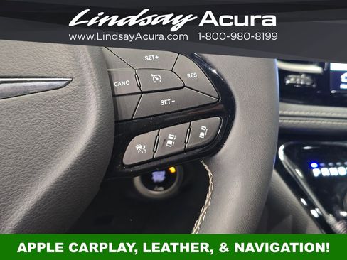 Used 2024 Chrysler Pacifica Limited FWD image 15